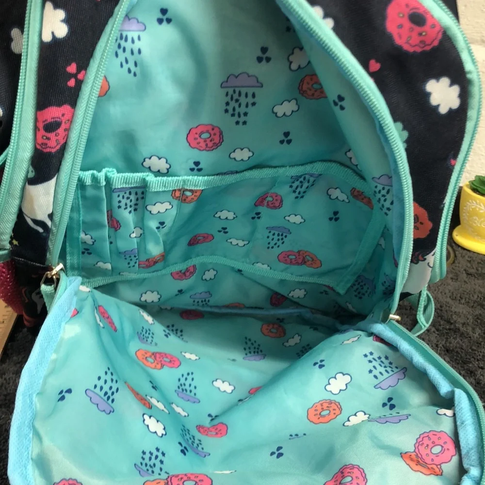 Multi pocket and unicorn backpack large